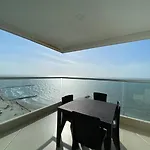 Palmetto Beach Views