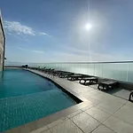 Palmetto Beach Views